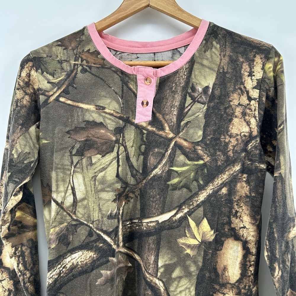 Master‎ Sportsman Camo Henley Womens Medium Long Sleeve Shirt Hunting - Picture 2 of 8
